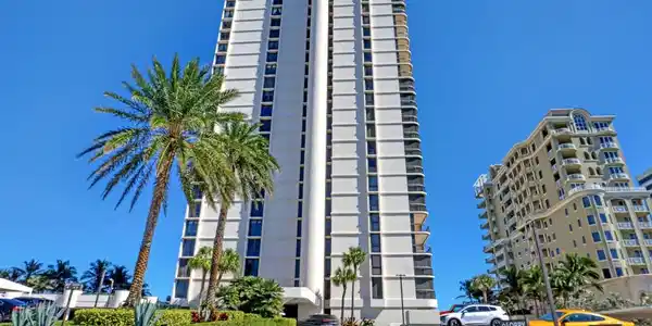 5380 N Ocean Drive