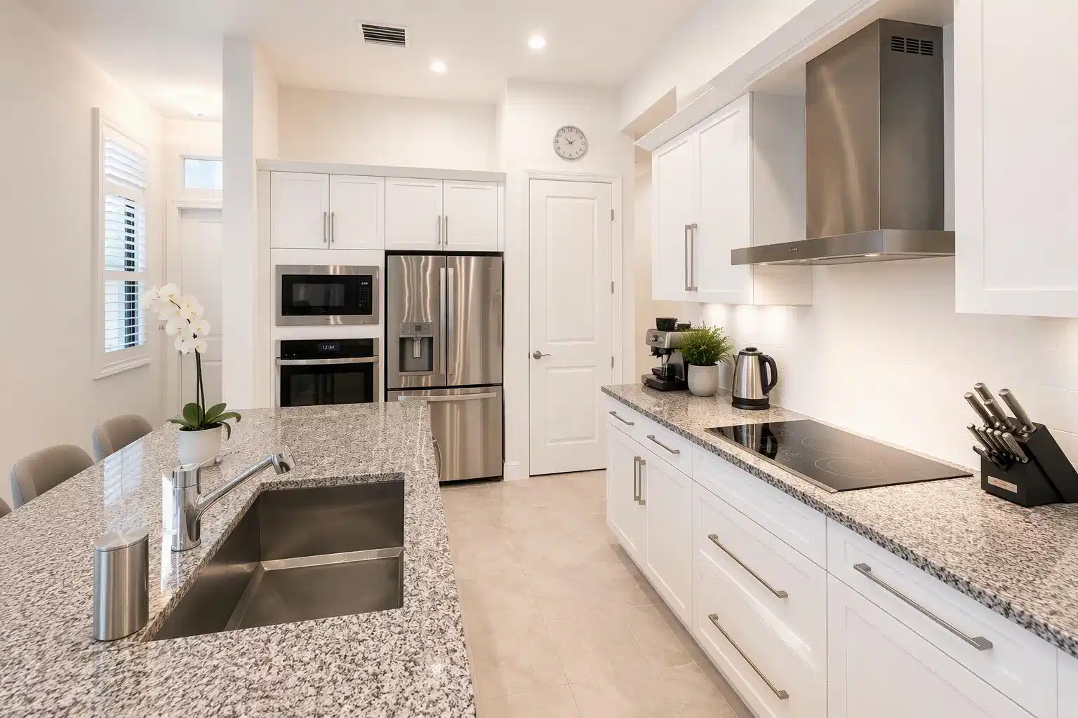 Image 1: Kitchen.2