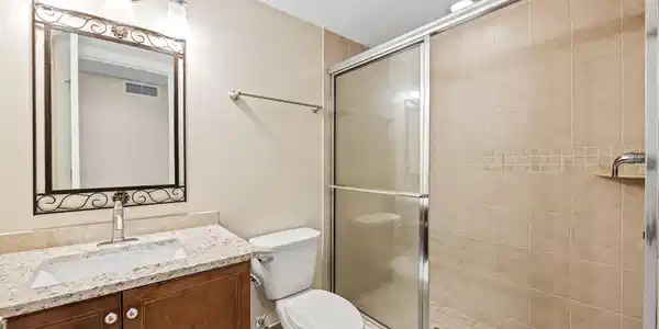 Image 4: First Floor Full Bath