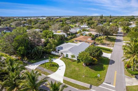 1604 Seabrook Road