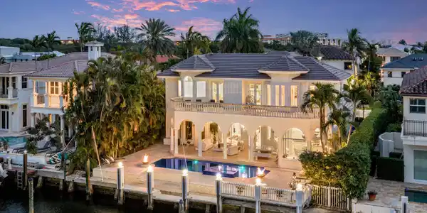 797 NE 33rd Street