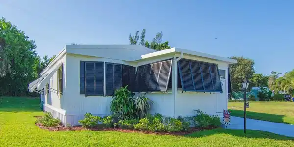385 NE Jade Circle