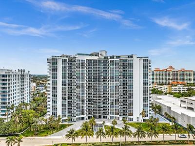 2841 N Ocean Blvd