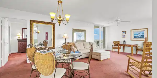 5049 N Highway A1a