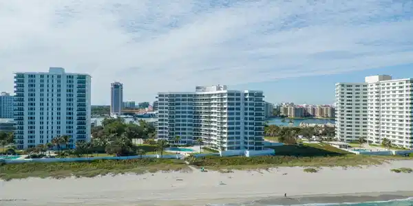 700 S Ocean Blvd