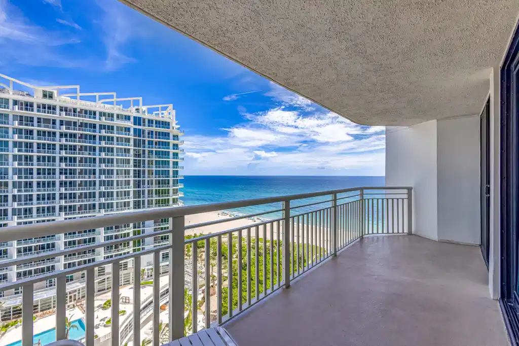 Image 1: Large Balcony with Ocean View