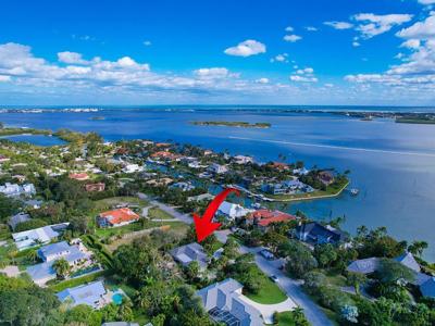 21 E High Point Road