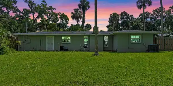 1926 Pine Tree Drive