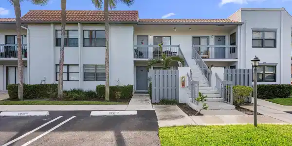 3220 Frederick Boulevard