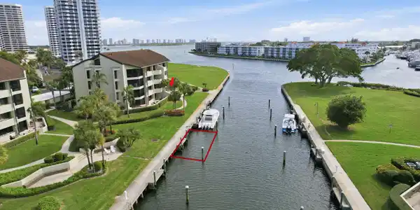 1109 E Marine Way E
