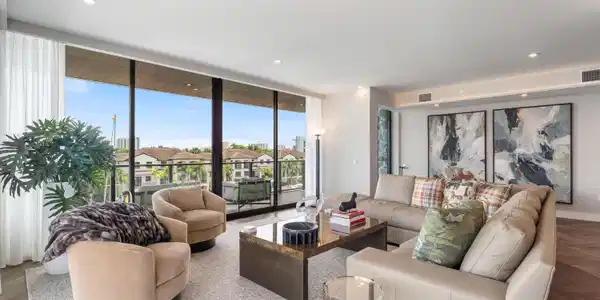 Image 4: Great Room