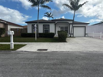 27033 SW 134th Ct