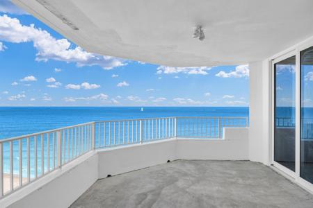 550 S Ocean Boulevard