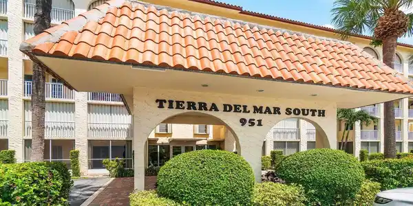 951 De Soto Road