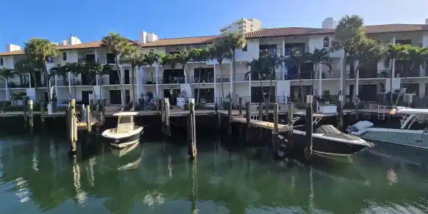 4401 N Ocean Boulevard