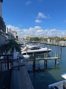 24 Port Side Dr