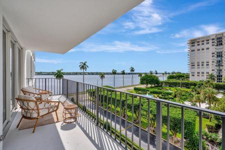 1701 S Flagler Drive