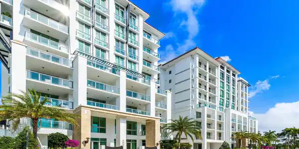 495 E Royal Palm Road