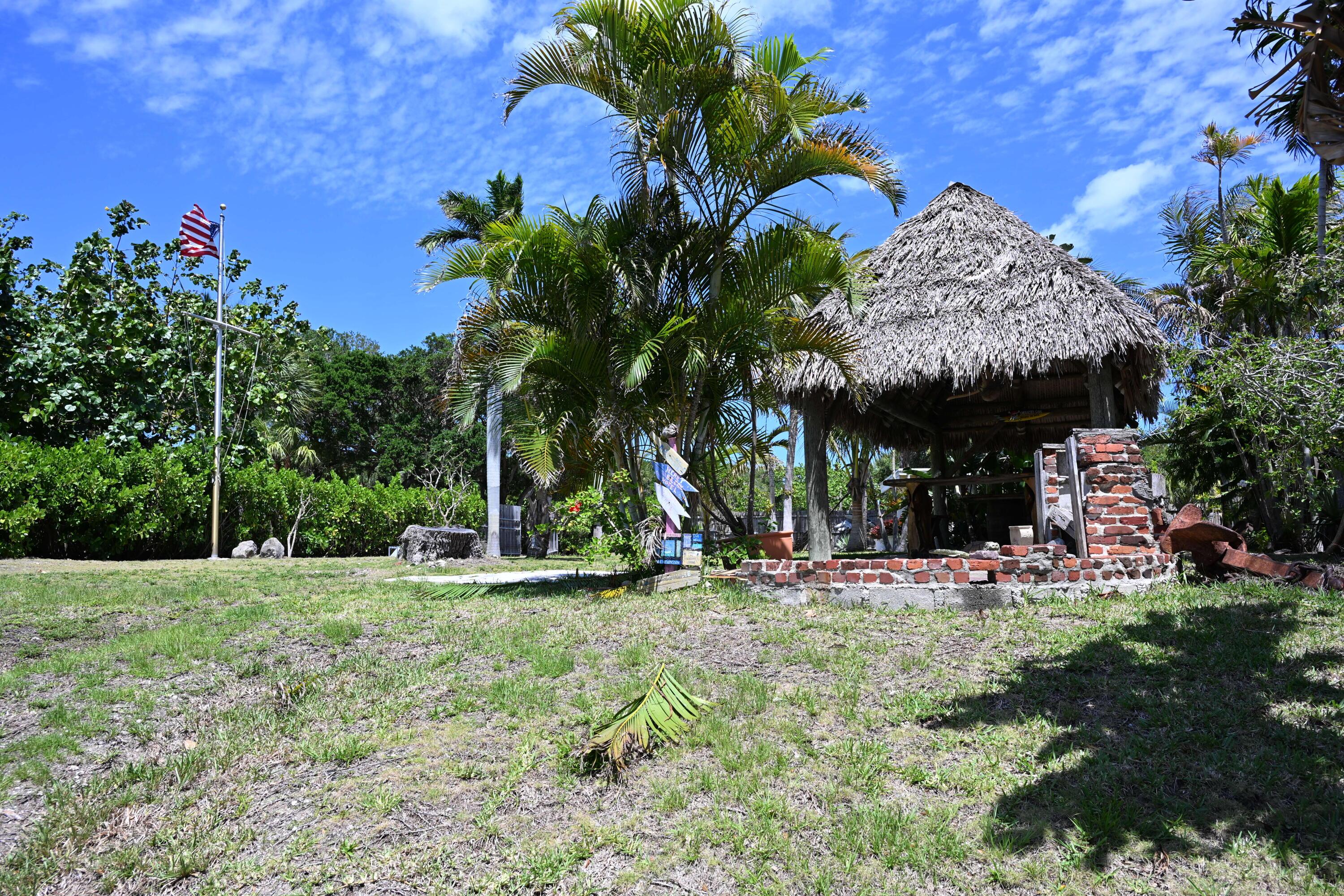 Image 4: A1A Land