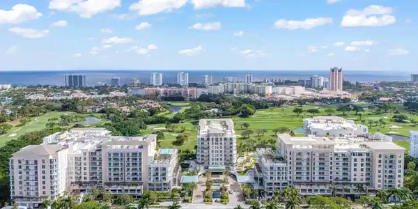 220 SE Mizner Boulevard