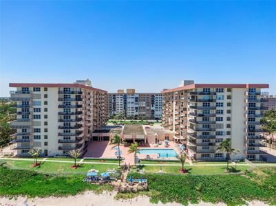 1149 Hillsboro Mile