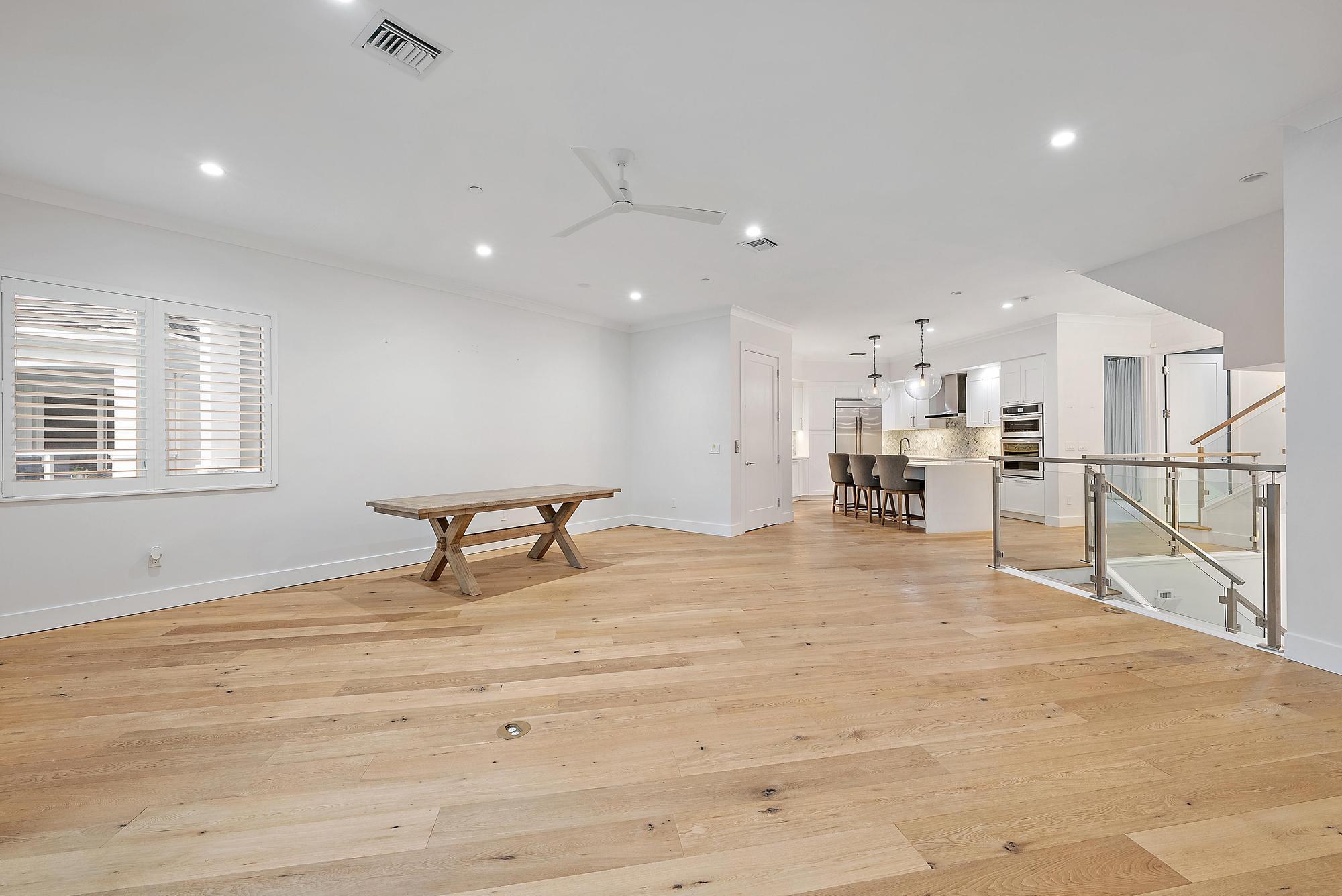 Image 4: Second Level Family Room |Dining Room | Kitchen