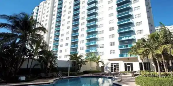 4001 S Ocean Drive