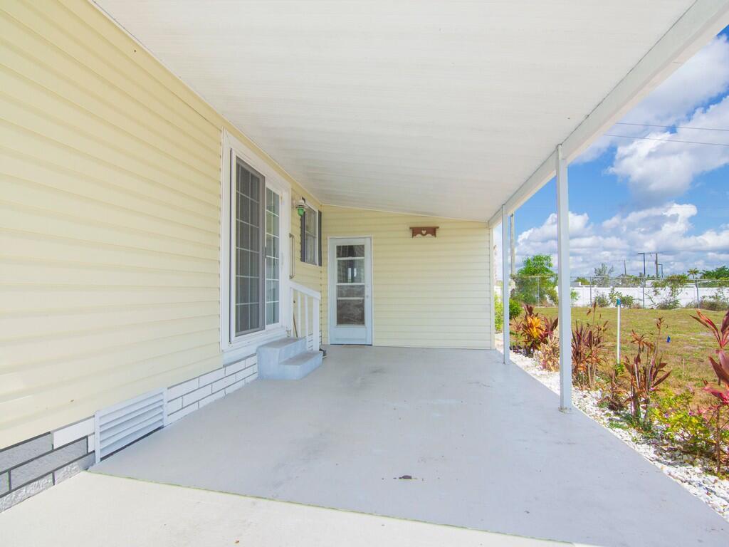 Image 3: Resized001