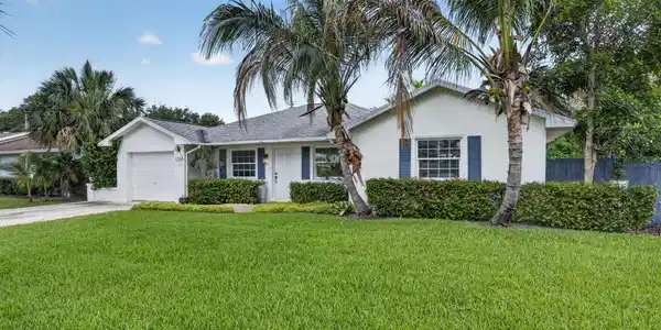 1524 Lance Road
