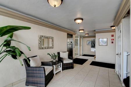 3575 S Ocean Boulevard