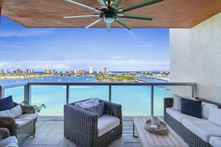 2640 Lake Shore Drive