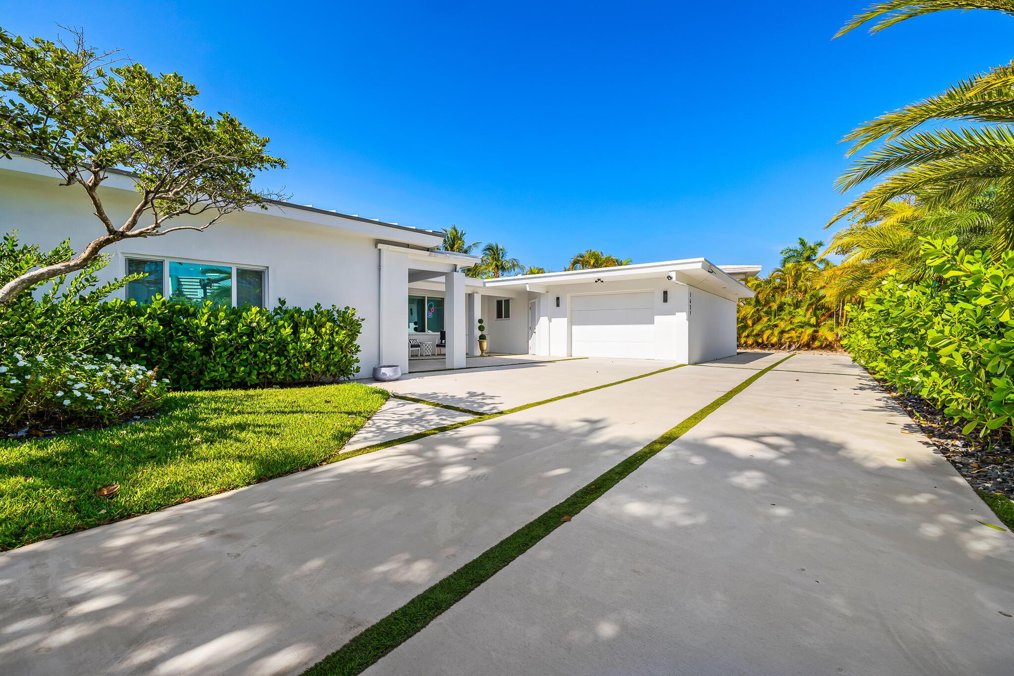 Image 1: 1627 Seabreeze Blvd Fort Laurderdale-35