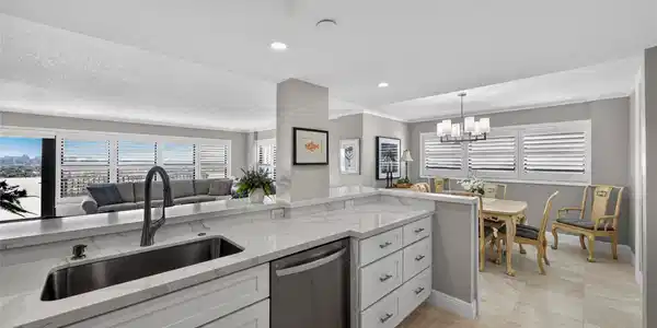 3200 Port Royale Drive