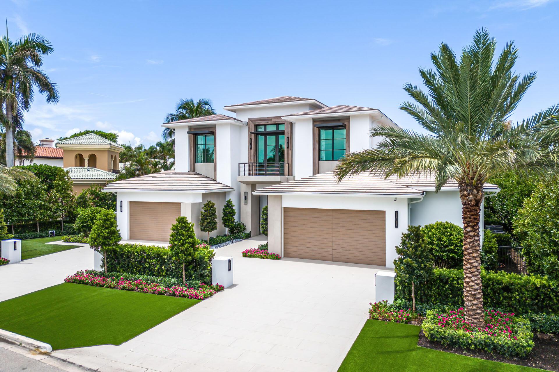 Image 4: 471_Royal_Palm_Way_Aerials_02