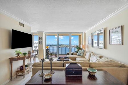 1801 S Flagler Drive