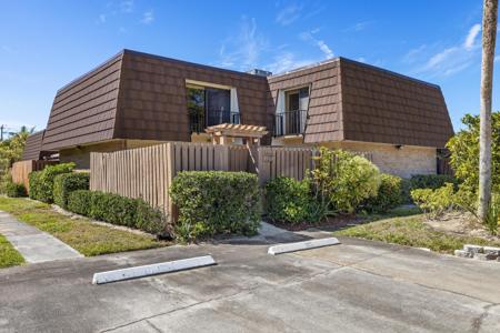 5668 SE Riverboat Drive