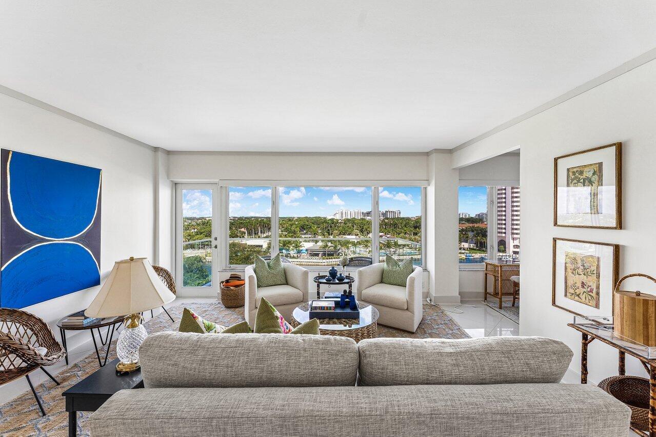Image 3: 016-701EastCaminoReal-9G-BocaRaton-FL-33
