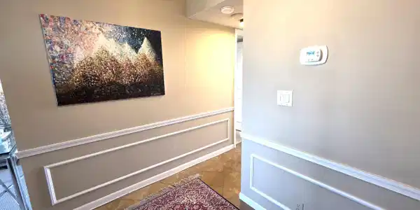 Image 3: Foyer