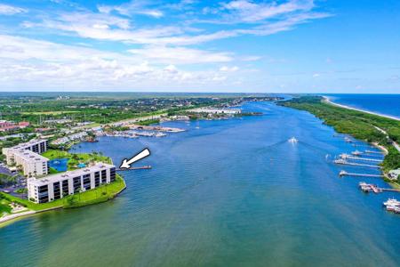 100 Intracoastal Place