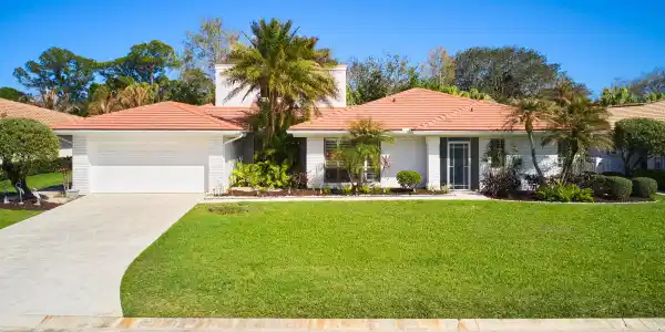 2281 SW Starling Drive