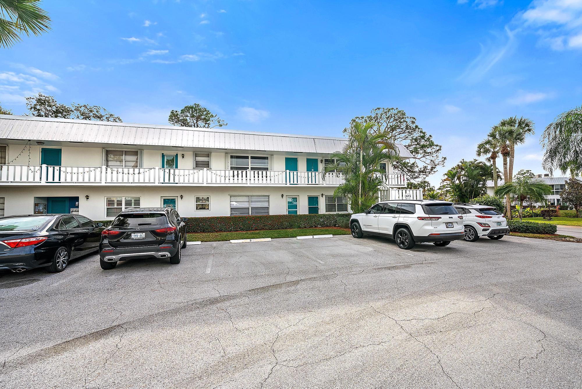 Image 2: 2929 SE Ocean Blvd unit 103 2-1