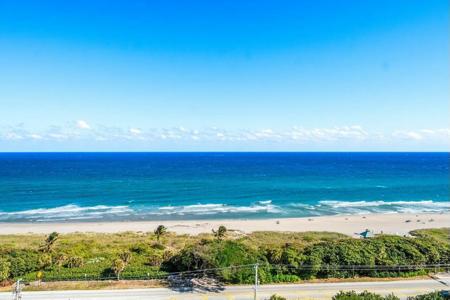 4001 N Ocean Boulevard