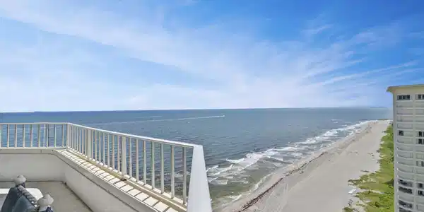 Image 4: View