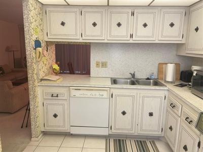 1425 Atlantic Shores Boulevard
