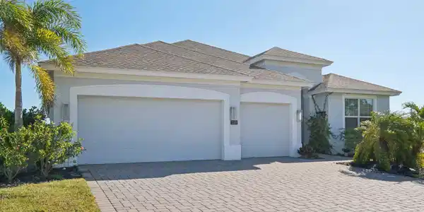 7230 33rd Square