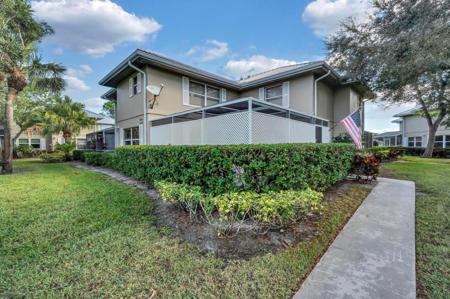 2446 SW Danbury Lane