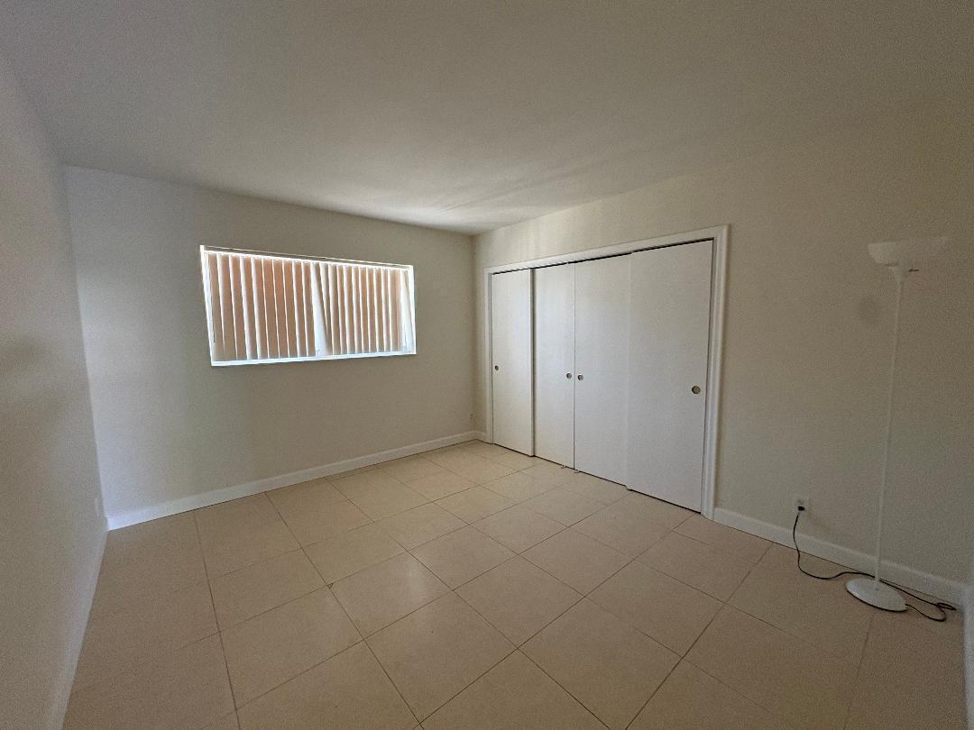 Image 4: bedroom 118