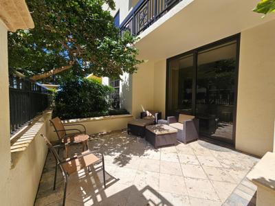 801 S Olive Avenue