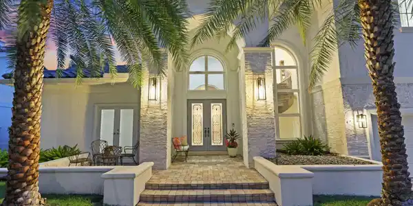 Image 2: Grand Entrance