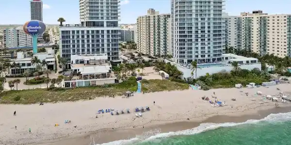 4001 S Ocean Drive